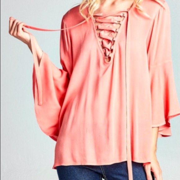 Coral bell sleeve top - Picture 1 of 3